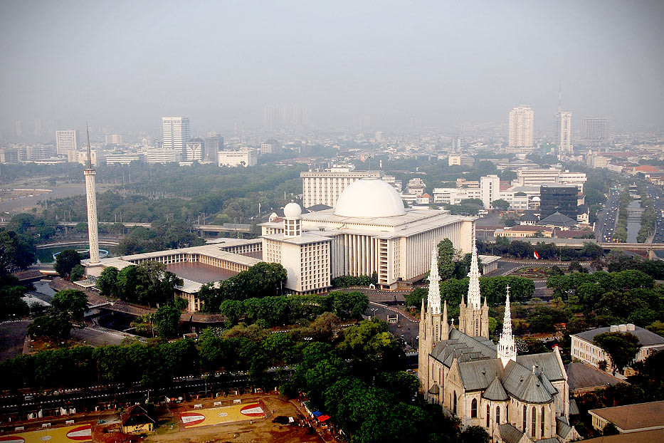 Indonesia sắp khánh thành “Đường hầm huynh đệ”